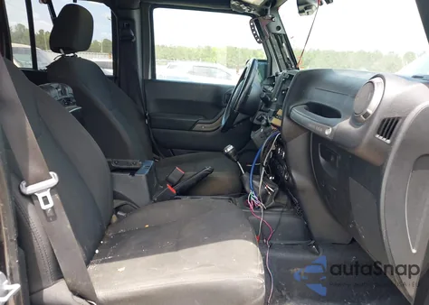 2017 Jeep Wrangler Unlimited Sport 4X4 z USA, uszkodzony, nr VIN 1C4BJWDG6HL517779